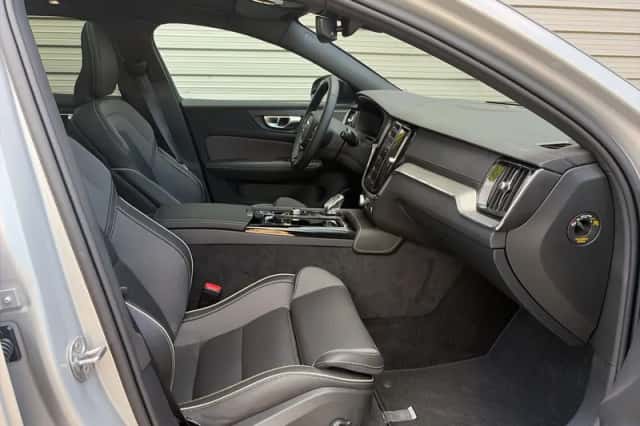 Volvo V60 (2025) thumbnail 14