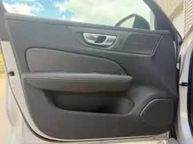 Volvo V60 (2025) thumbnail 18