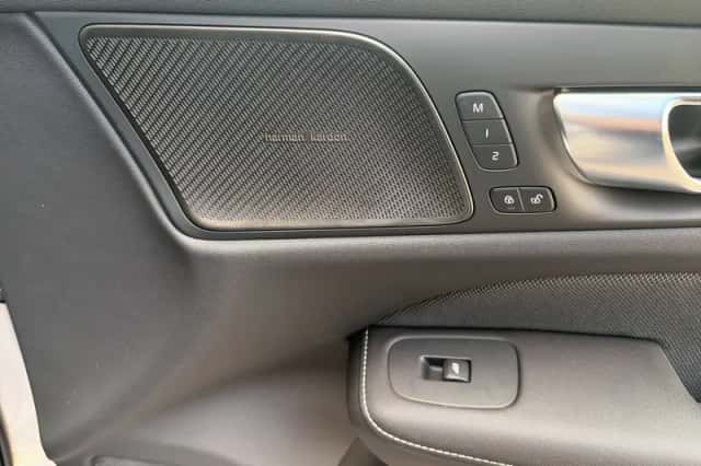 Volvo V60 (2025) thumbnail 23