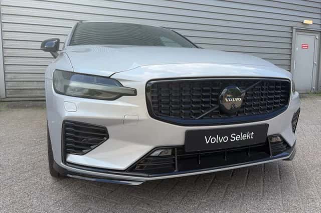 Volvo V60 (2025) thumbnail 4