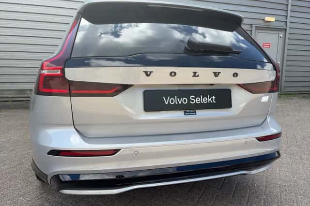 Volvo V60 (2025) thumbnail 5