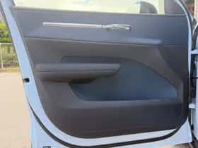 Volvo EX30 (2024) thumbnail 18