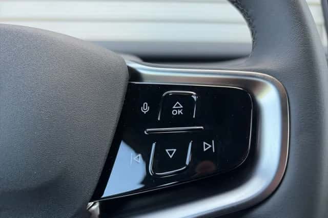 Volvo EX30 (2024) thumbnail 21