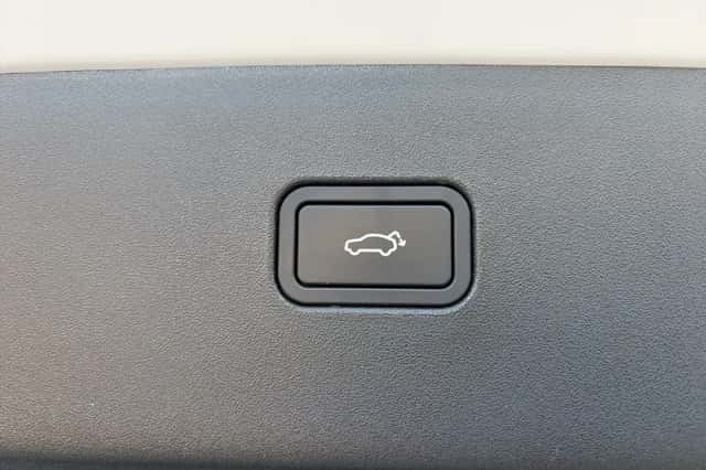Volvo EX30 (2024) thumbnail 22
