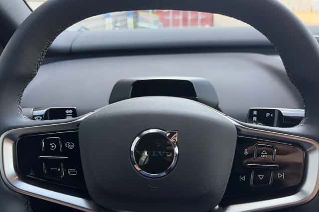 Volvo EX30 (2024) thumbnail 25