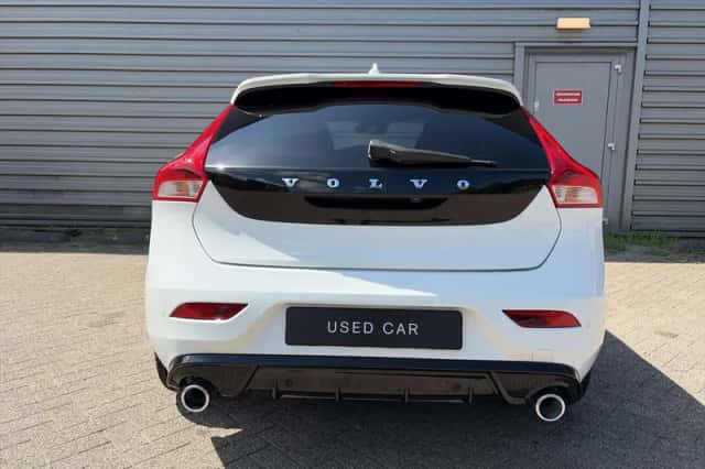Volvo V40 (2019) thumbnail 5