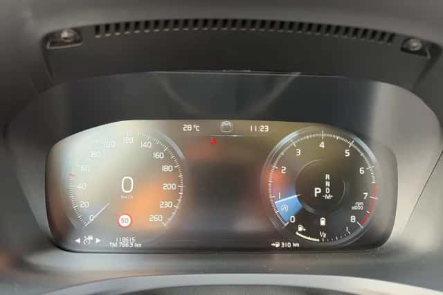 Volvo V60 (2021) thumbnail 19