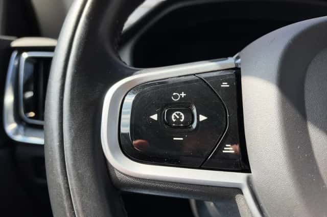 Volvo V60 (2021) thumbnail 20