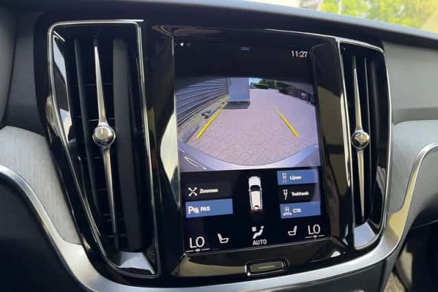 Volvo V60 (2021) thumbnail 26