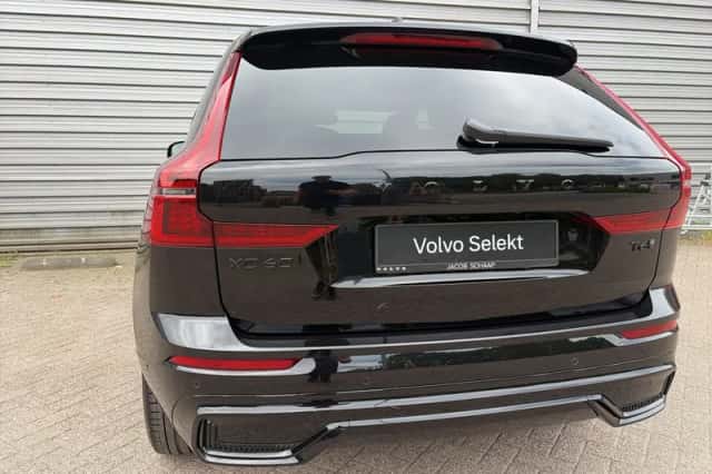 Volvo XC60 (2025) thumbnail 5