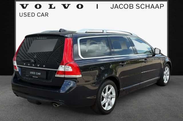 Volvo V70 (2015) thumbnail 2