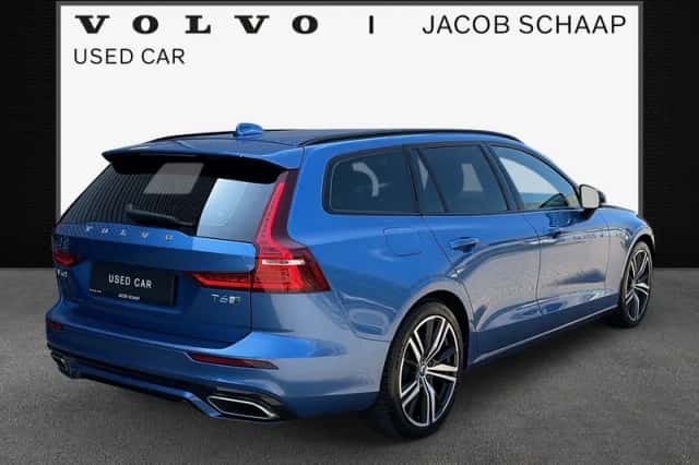 Volvo V60 (2020) thumbnail 2