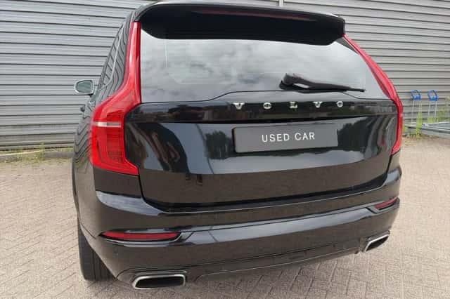 Volvo XC90 (2016) thumbnail 5