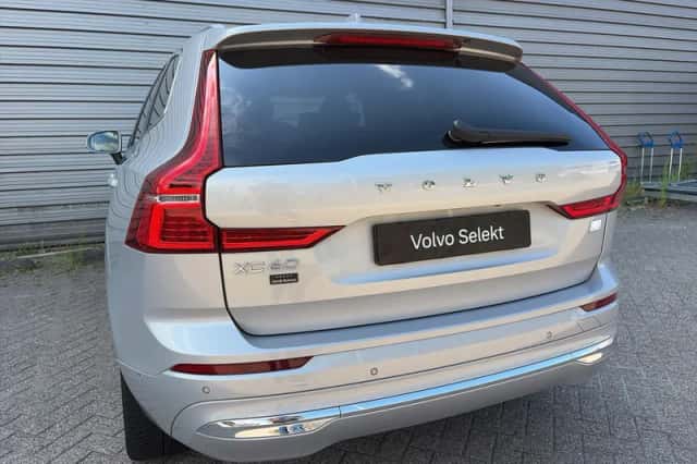 Volvo XC60 (2022) thumbnail 5