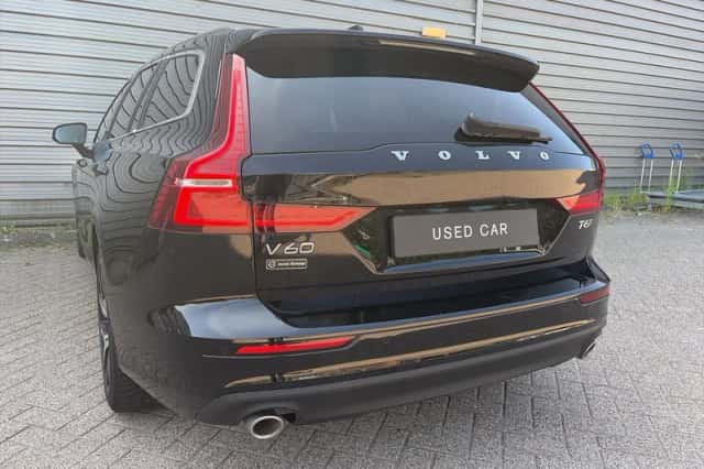 Volvo V60 (2020) thumbnail 5