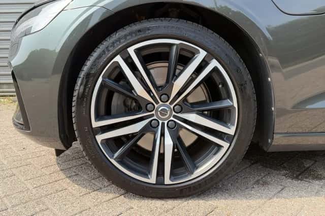 Volvo V60 (2020) thumbnail 6