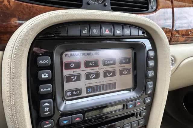 Jaguar XJ (2007) thumbnail 20