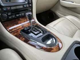 Jaguar XJ (2007) thumbnail 3