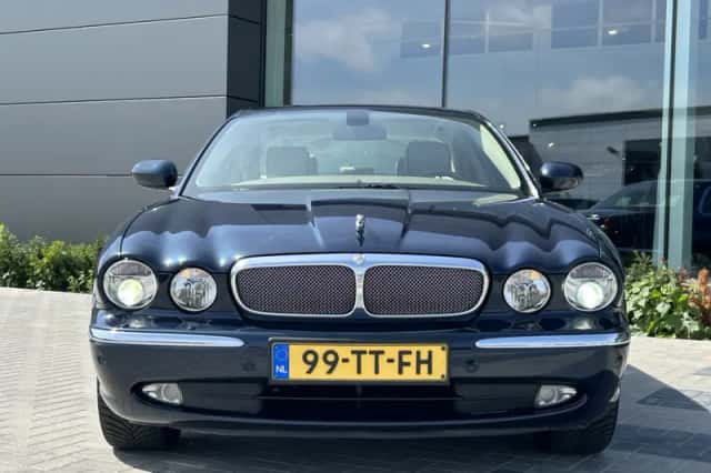 Jaguar XJ (2007) thumbnail 32
