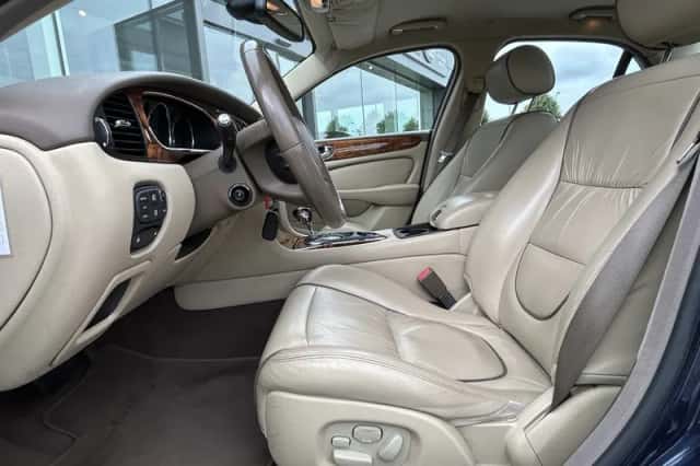 Jaguar XJ (2007) thumbnail 5