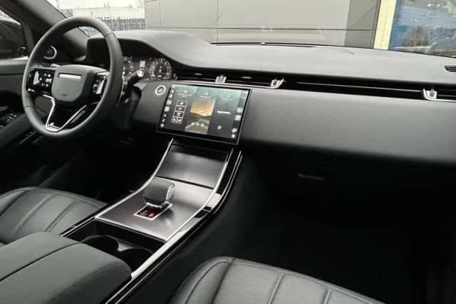 Land Rover Range Rover Evoque (2025) thumbnail 33