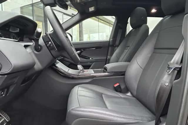 Land Rover Range Rover Evoque (2025) thumbnail 6