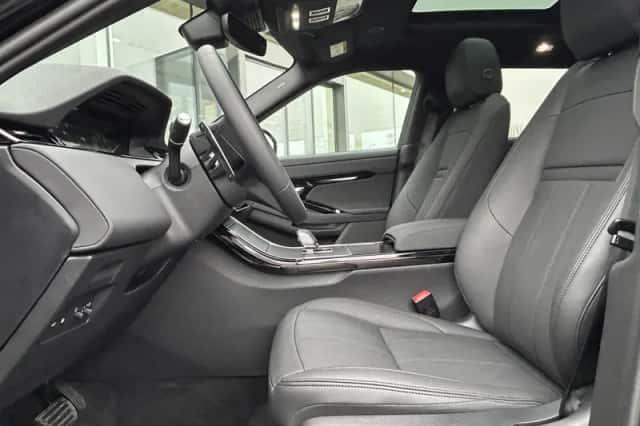 Land Rover Range Rover Evoque (2026) thumbnail 6
