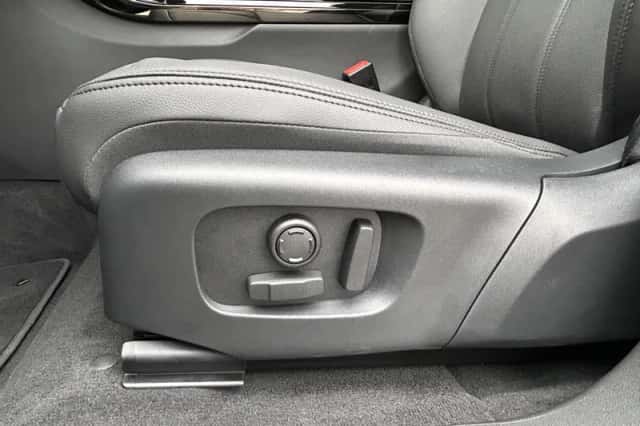 Land Rover Range Rover Evoque (2026) thumbnail 7