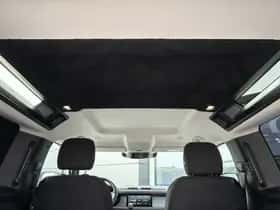 Land Rover Defender (2021) thumbnail 21