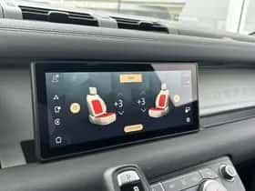 Land Rover Defender (2021) thumbnail 9