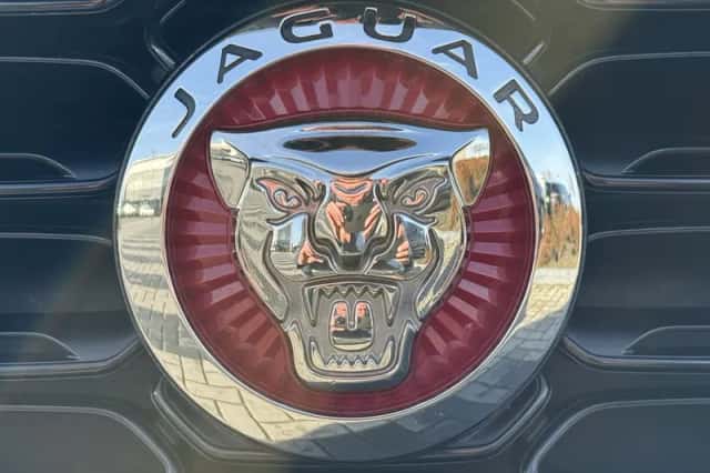 Jaguar F-Type (2021) thumbnail 4