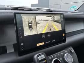 Land Rover Defender (2022) thumbnail 20
