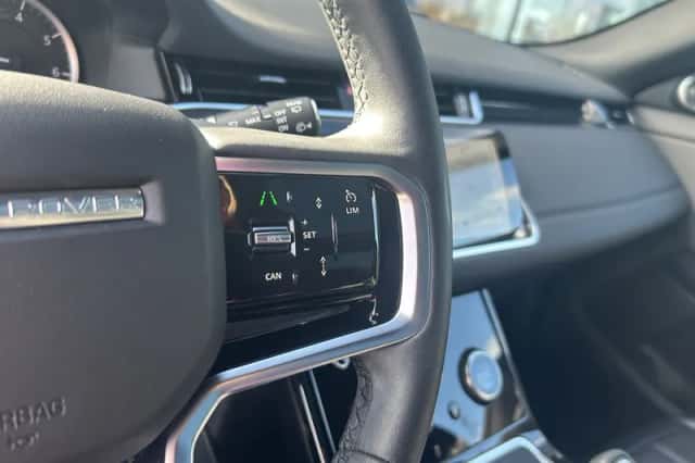 Land Rover Range Rover Evoque (2022) thumbnail 4
