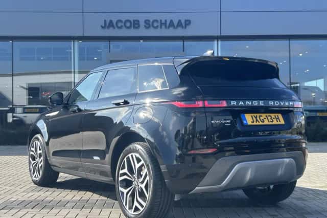 Land Rover Range Rover Evoque (2022) thumbnail 5
