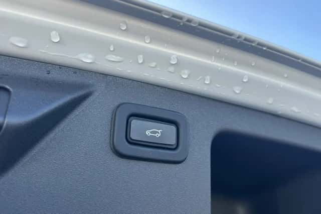 Land Rover Discovery Sport (2022) thumbnail 19