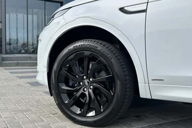 Land Rover Discovery Sport (2022) thumbnail 21