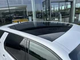 Land Rover Discovery Sport (2022) thumbnail 28
