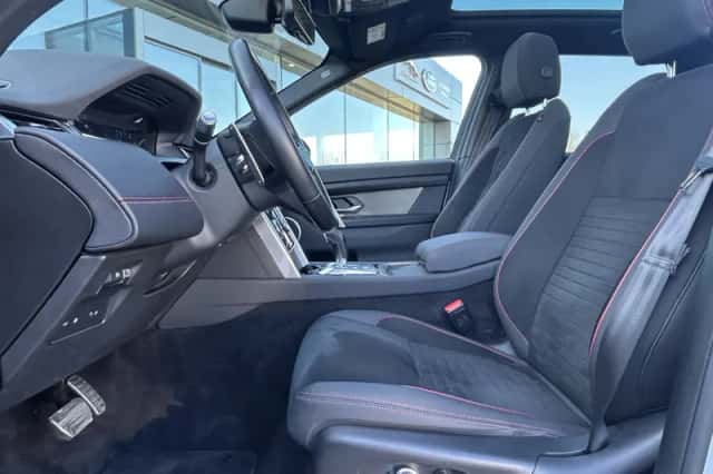 Land Rover Discovery Sport (2022) thumbnail 6