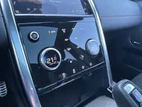 Land Rover Discovery Sport (2022) thumbnail 8