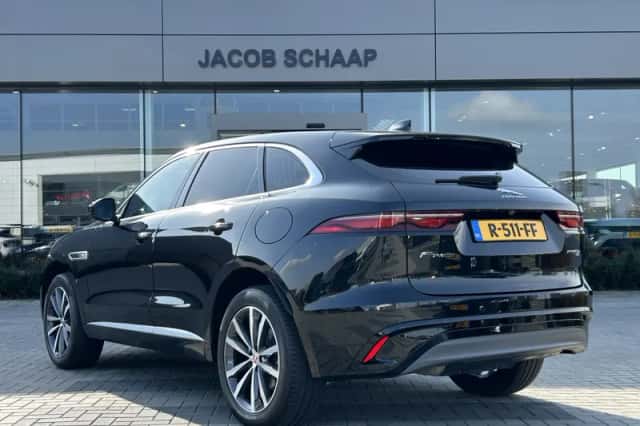 Jaguar F-Pace (2022) thumbnail 5