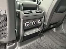 Land Rover Defender (2026) thumbnail 11