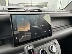 Land Rover Defender (2026) thumbnail 13