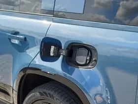 Land Rover Defender (2026) thumbnail 28