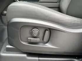 Land Rover Defender (2026) thumbnail 6
