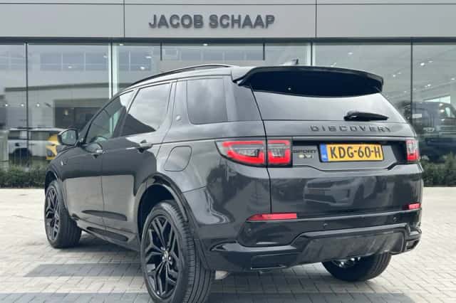 Land Rover Discovery Sport (2026) thumbnail 5
