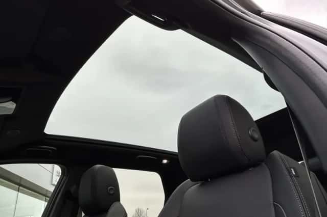 Land Rover Discovery Sport (2026) thumbnail 16