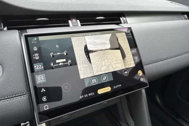 Land Rover Discovery Sport (2026) thumbnail 27