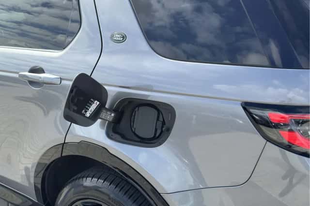 Land Rover Discovery Sport (2026) thumbnail 29