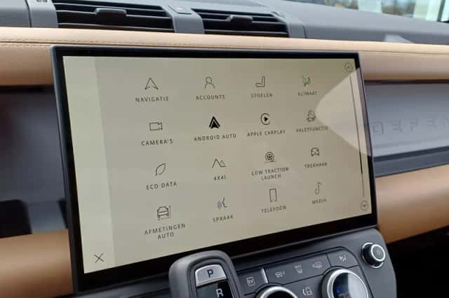 Land Rover Defender (2026) thumbnail 28
