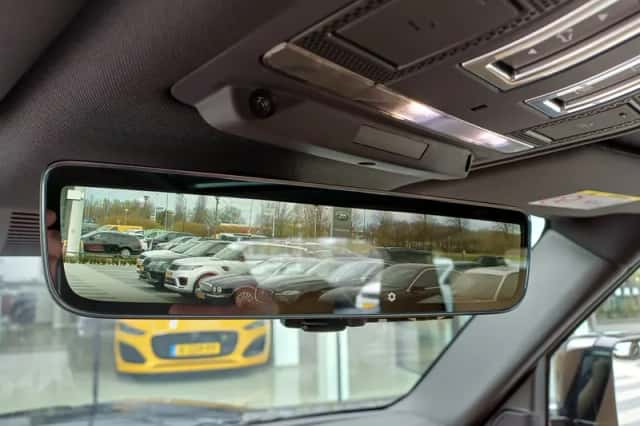 Land Rover Defender (2026) thumbnail 21